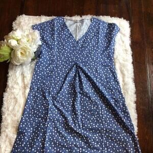 Chic V-Neck Dress with Heart Print by Misslook - Size L